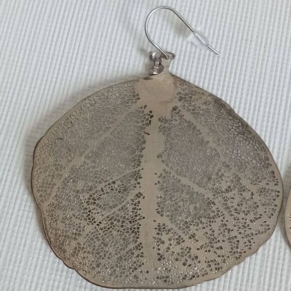 Silver Toned Metal Cutout Rhinestone Chain Lightweight Leaf Dangle Drop Earrings - Picture 9 of 9